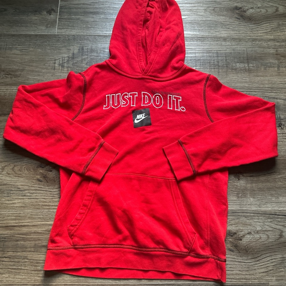 Men’s Nike hoodie